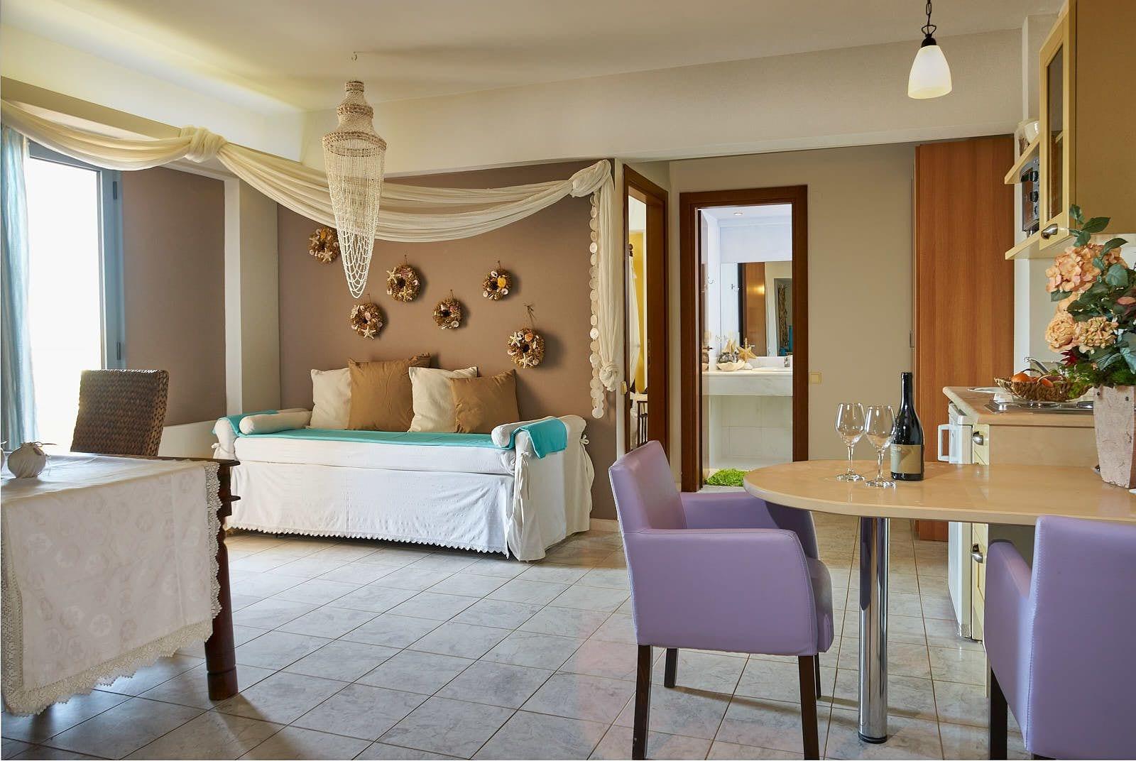 Golden Bay Hotel Apartments Mália Exterior foto