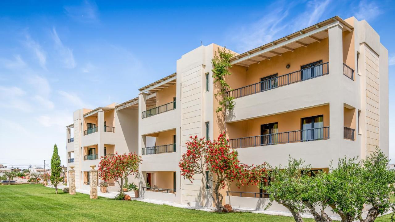 Golden Bay Hotel Apartments Mália Exterior foto