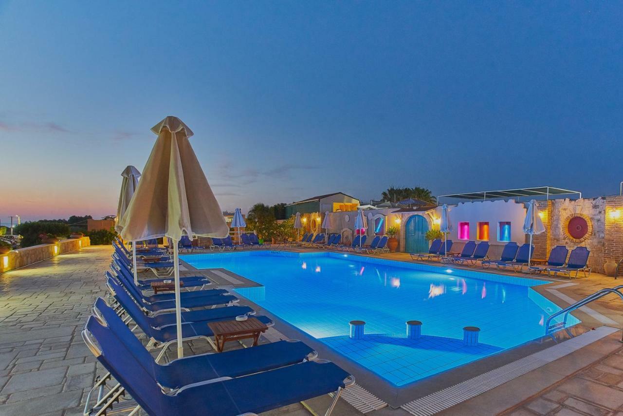 Golden Bay Hotel Apartments Mália Exterior foto